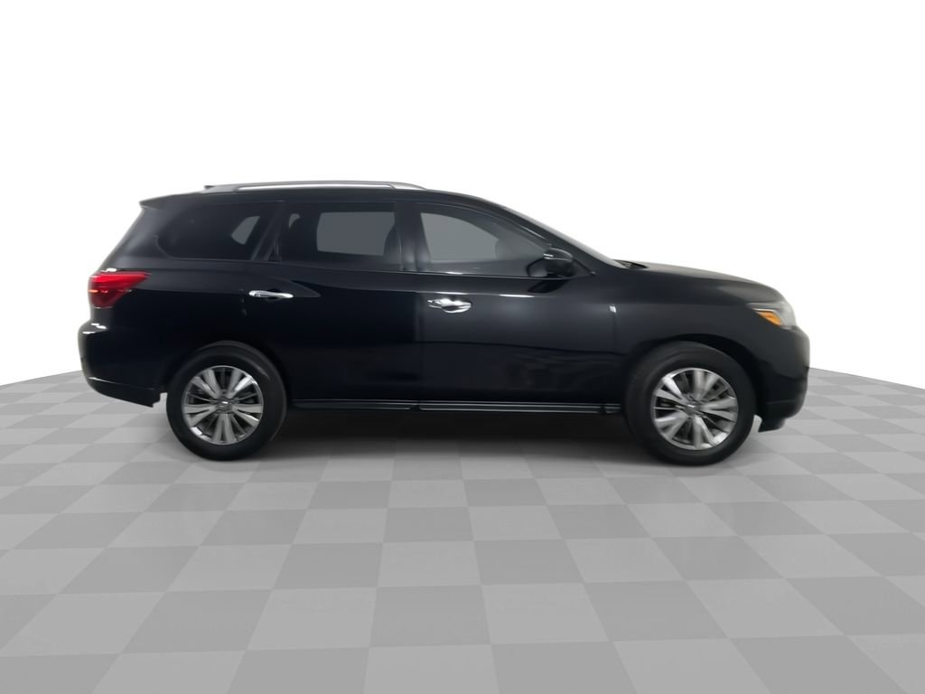 Used 2020 Nissan Pathfinder SV image 9