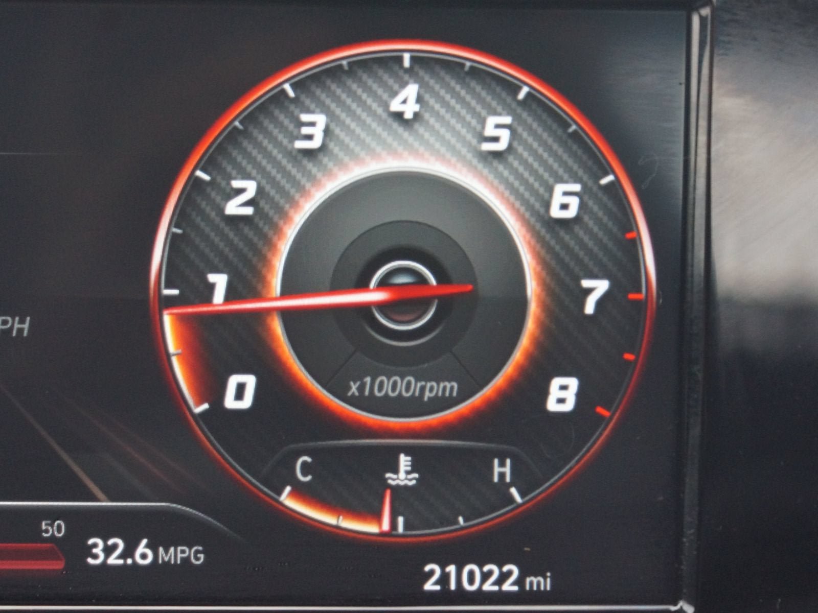 Used 2021 Hyundai Elantra SEL w/ Convenience + Premium Package FWD image 4