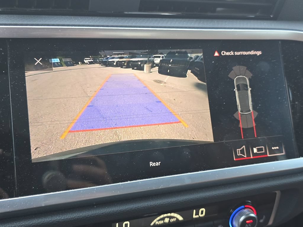 Used 2020 Audi Q3 2.0T Premium Plus w/ Premium Plus Package AWD/4WD image 30