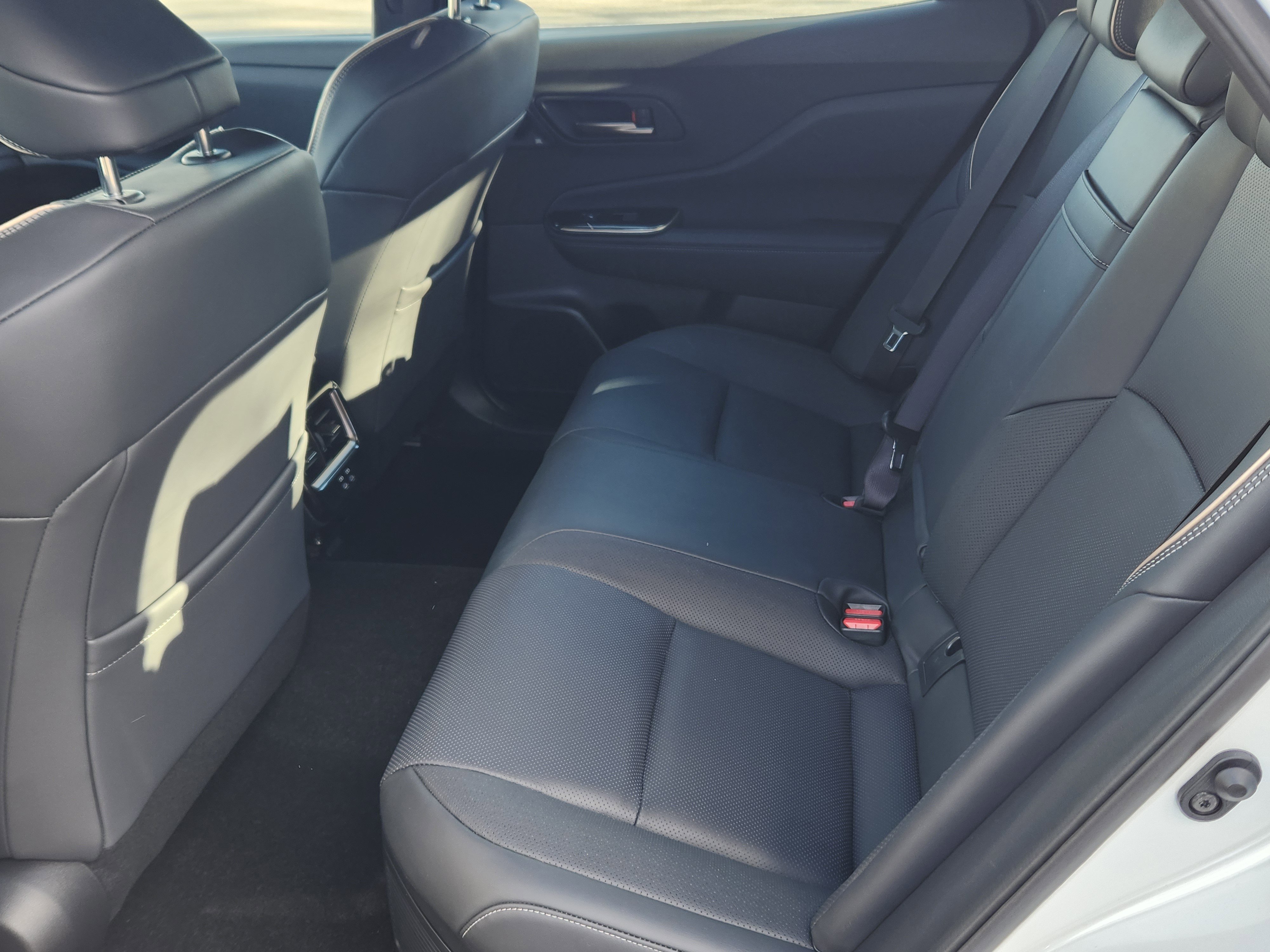 Used 2026 Toyota Crown Platinum image 15