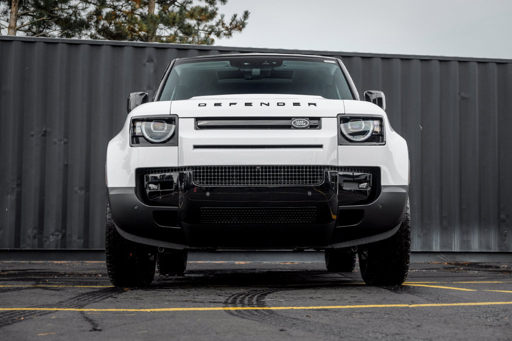 New 2026 Land Rover Defender 110 S AWD/4WD image 5