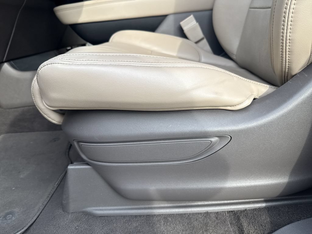 Used 2022 Lincoln Navigator Reserve AWD/4WD image 14
