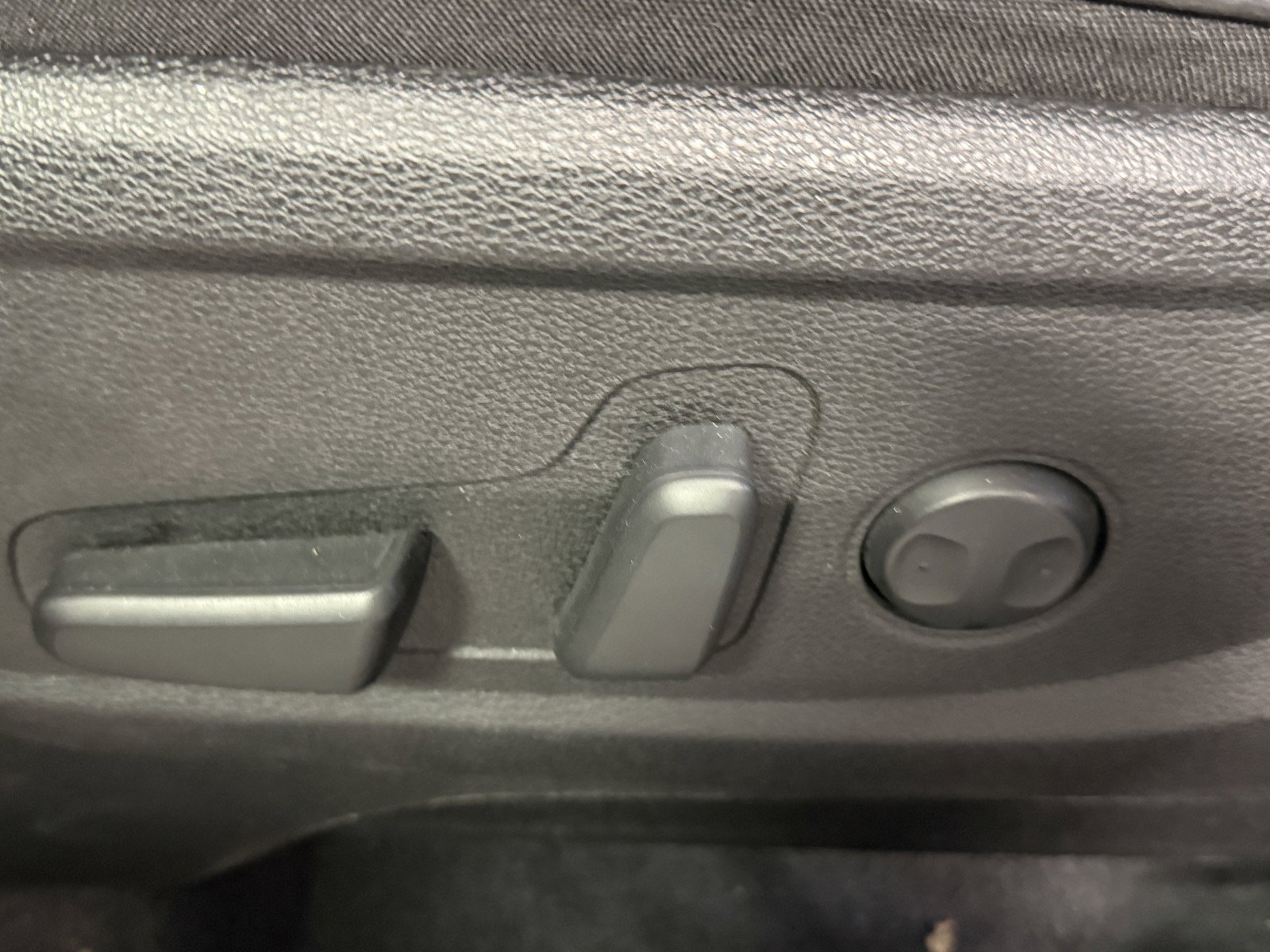 Used 2023 Kia Telluride EX AWD/4WD image 25