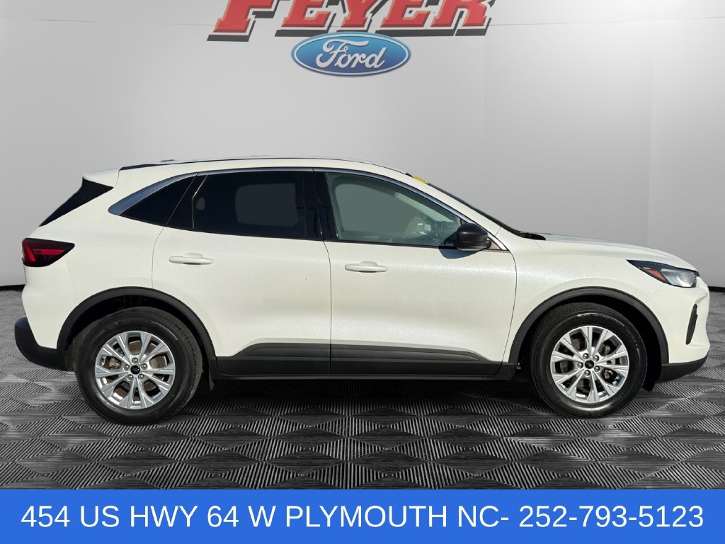 Used 2023 Ford Escape Active FWD image 6