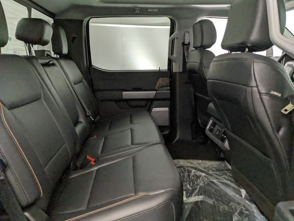 New 2025 Ford F250 Lariat w/ Lariat Ultimate Package image 14