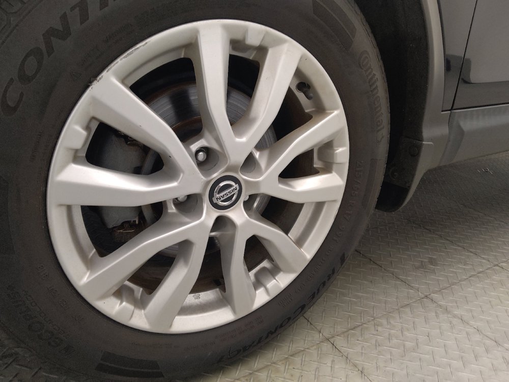 Used 2022 Nissan Rogue Sport SV FWD image 31