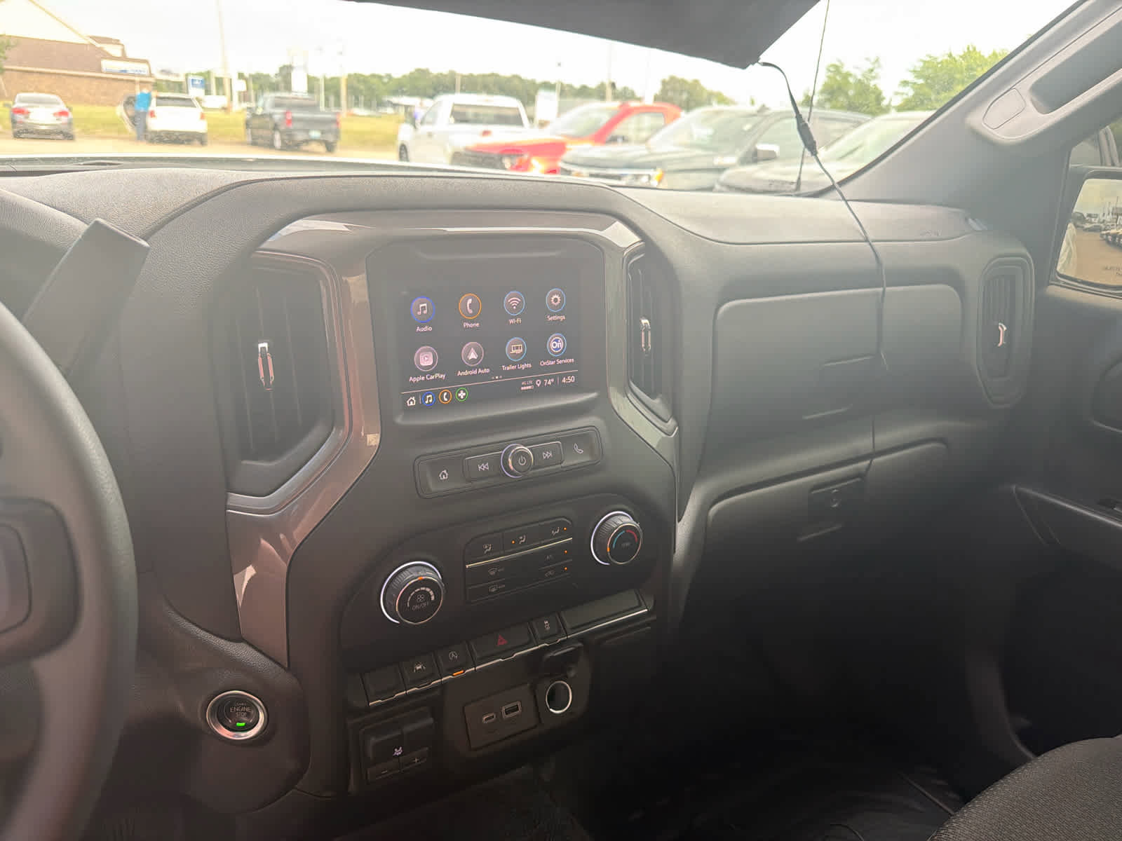 Used 2025 Chevrolet Silverado 1500 W/T w/ WT Value Package AWD/4WD image 18