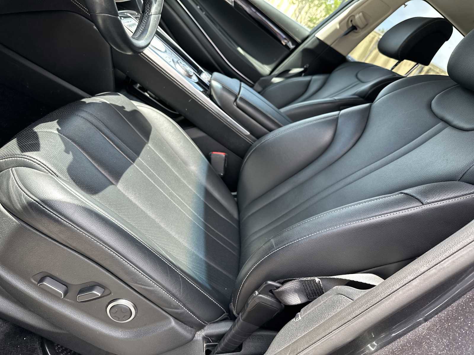 Used 2022 Genesis GV80 2.5T image 9