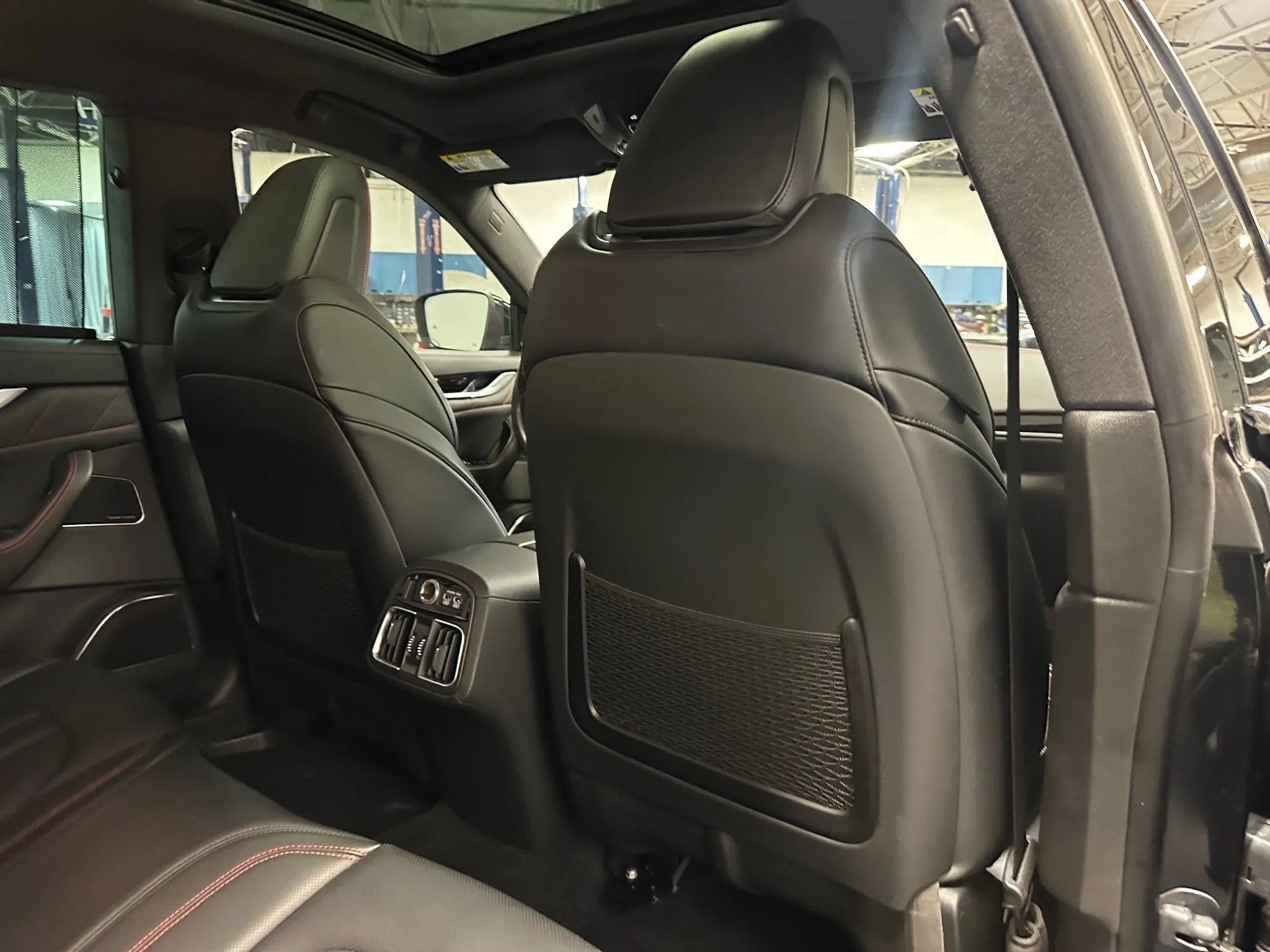 Used 2024 Maserati Levante GT Ultima AWD/4WD image 19