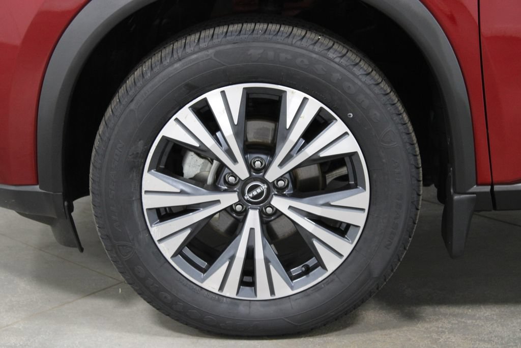 Used 2023 Nissan Rogue SV AWD/4WD image 17