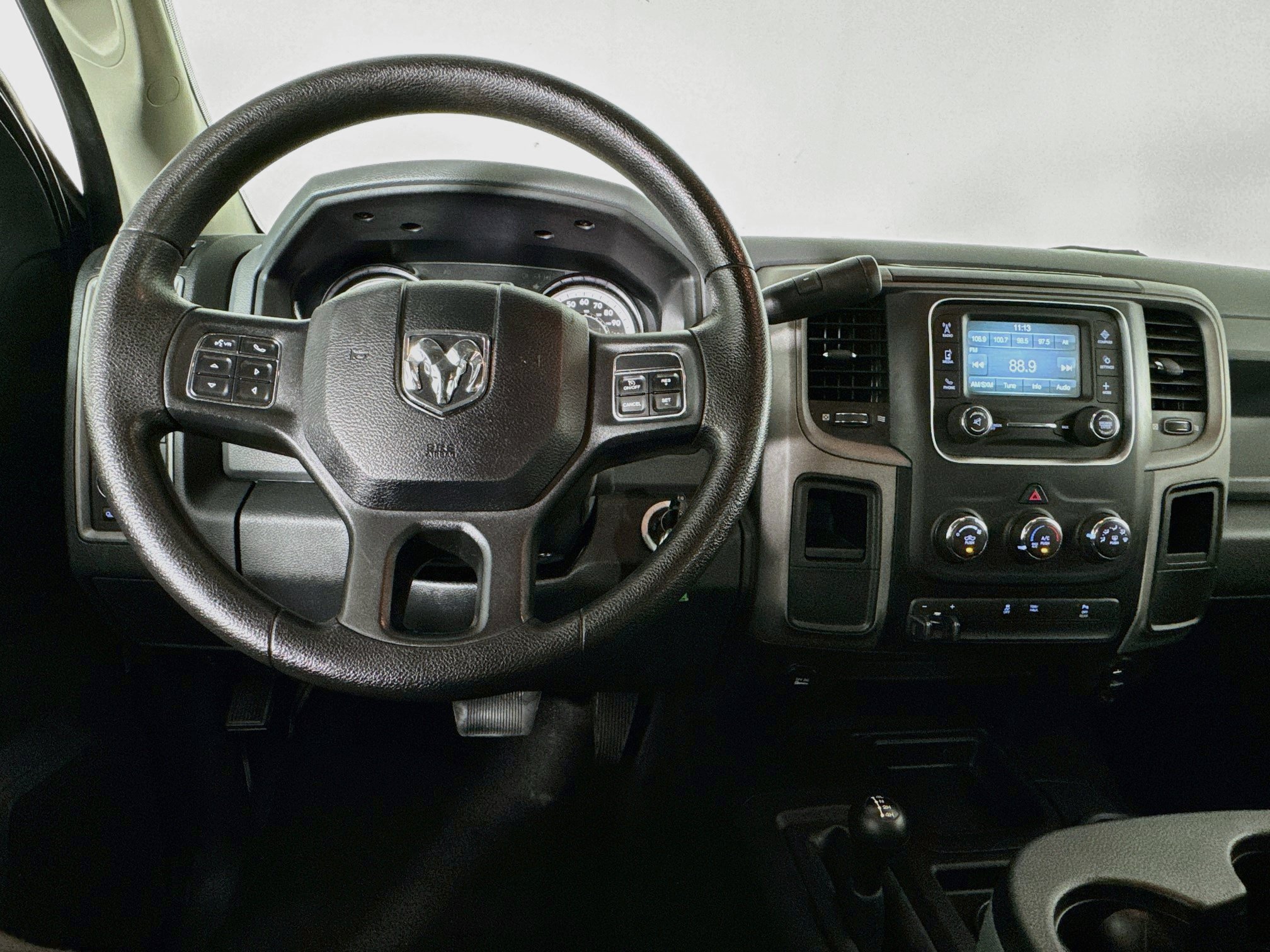 Used 2016 RAM 2500 Tradesman w/ Chrome Appearance Group AWD/4WD image 10