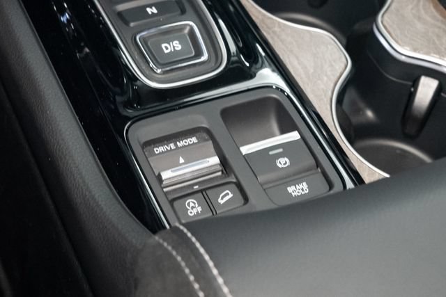 Used 2026 Honda Pilot Elite image 23