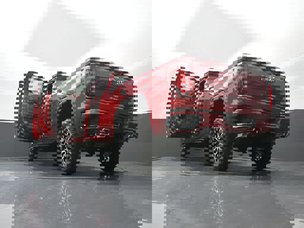 New 2026 GMC Sierra 1500 AT4 w/ AT4 Premium Package image 32