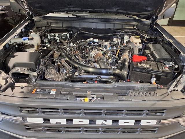 Used 2024 Ford Bronco Black Diamond AWD/4WD image 34