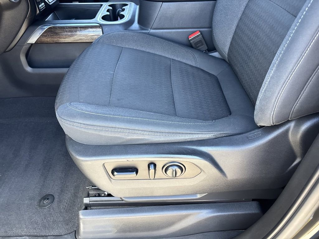 Used 2020 GMC Sierra 1500 Elevation w/ Elevation Value Package image 20