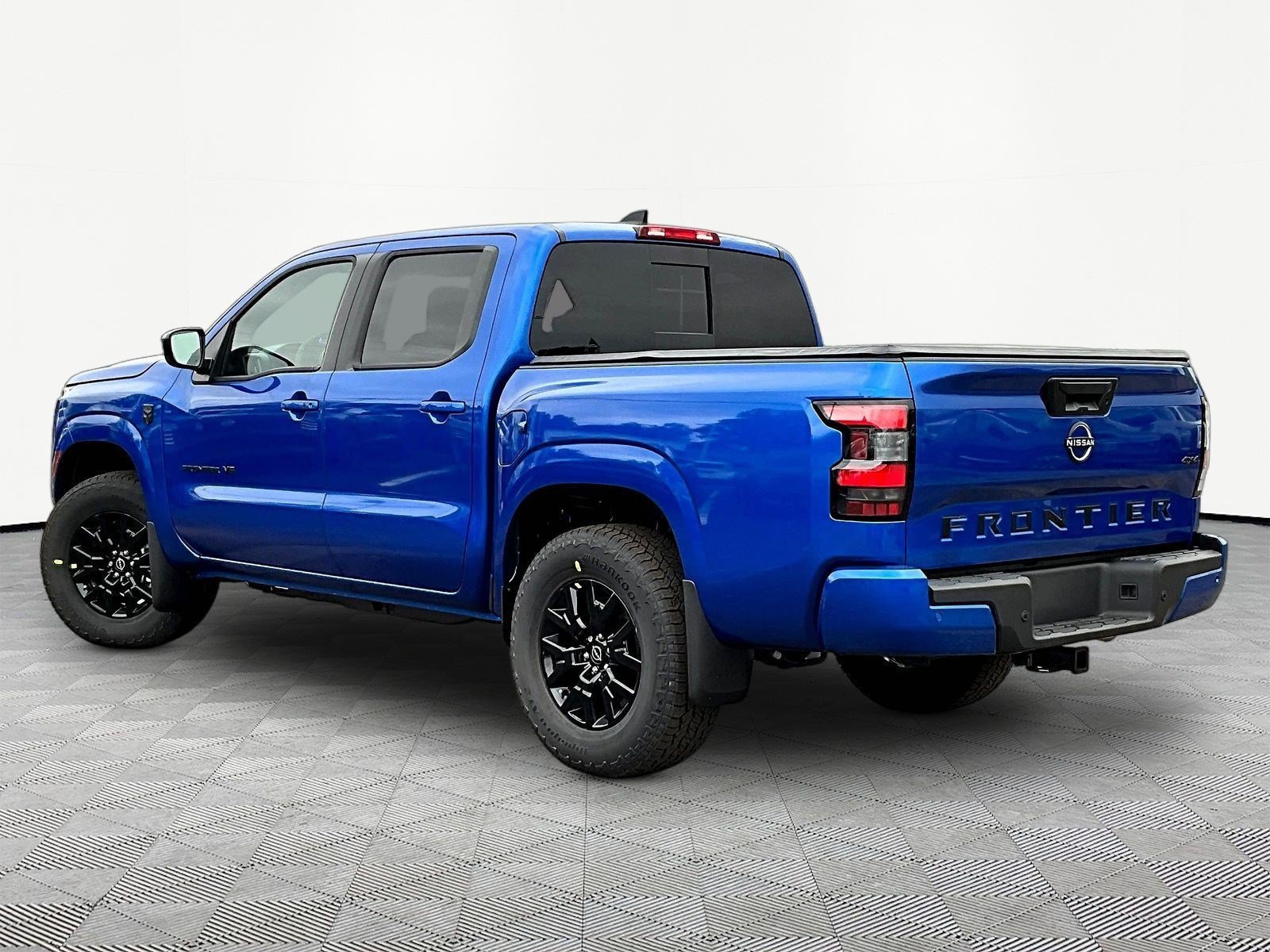 New 2027 Nissan Frontier SV w/ SV Convenience Package AWD/4WD image 4