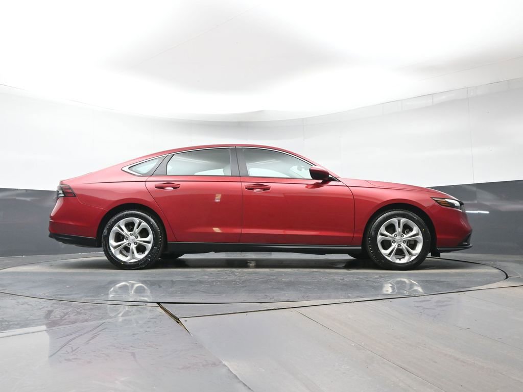 Certified 2023 Honda Accord LX image 30