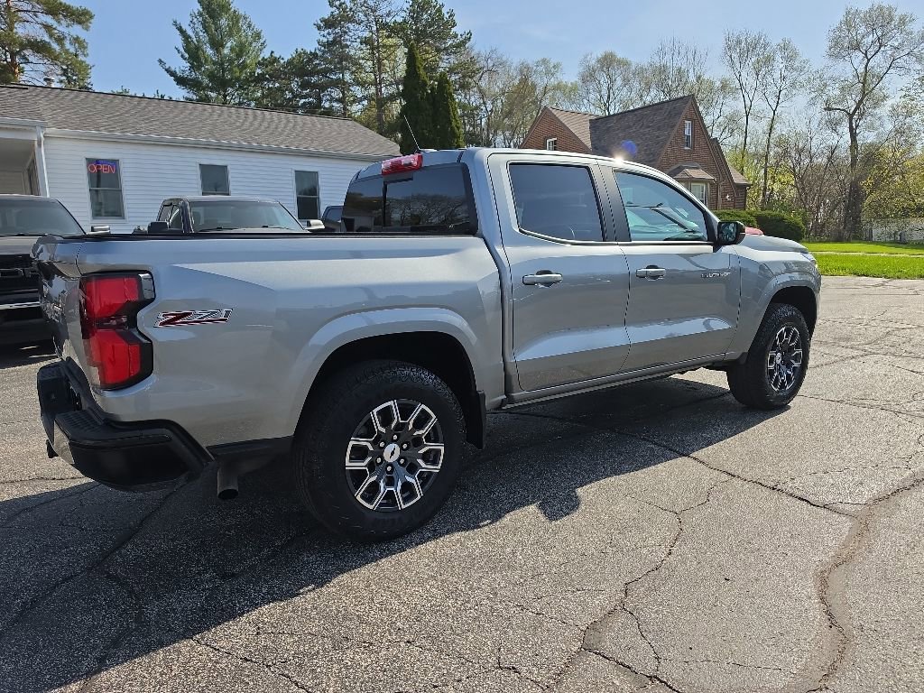 Certified 2024 Chevrolet Colorado Z71 w/ Advanced Trailering Package AWD/4WD image 5