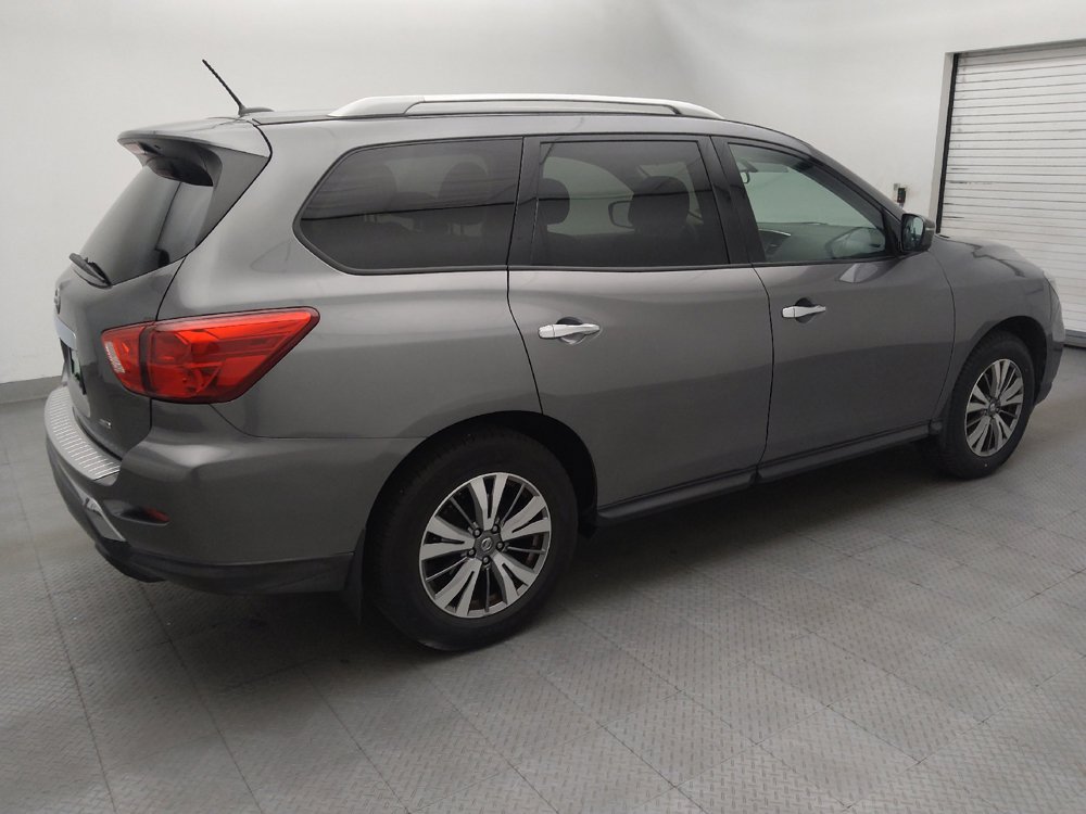 Used 2018 Nissan Pathfinder S AWD/4WD image 10
