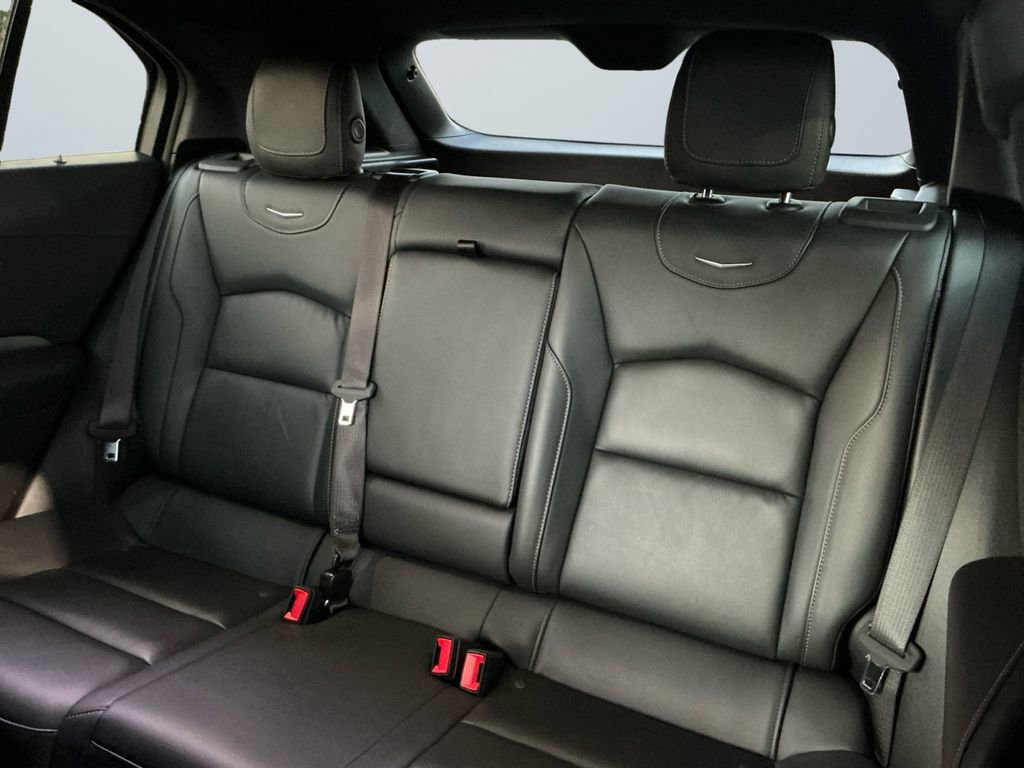 Used 2024 Cadillac XT4 Premium Luxury image 14