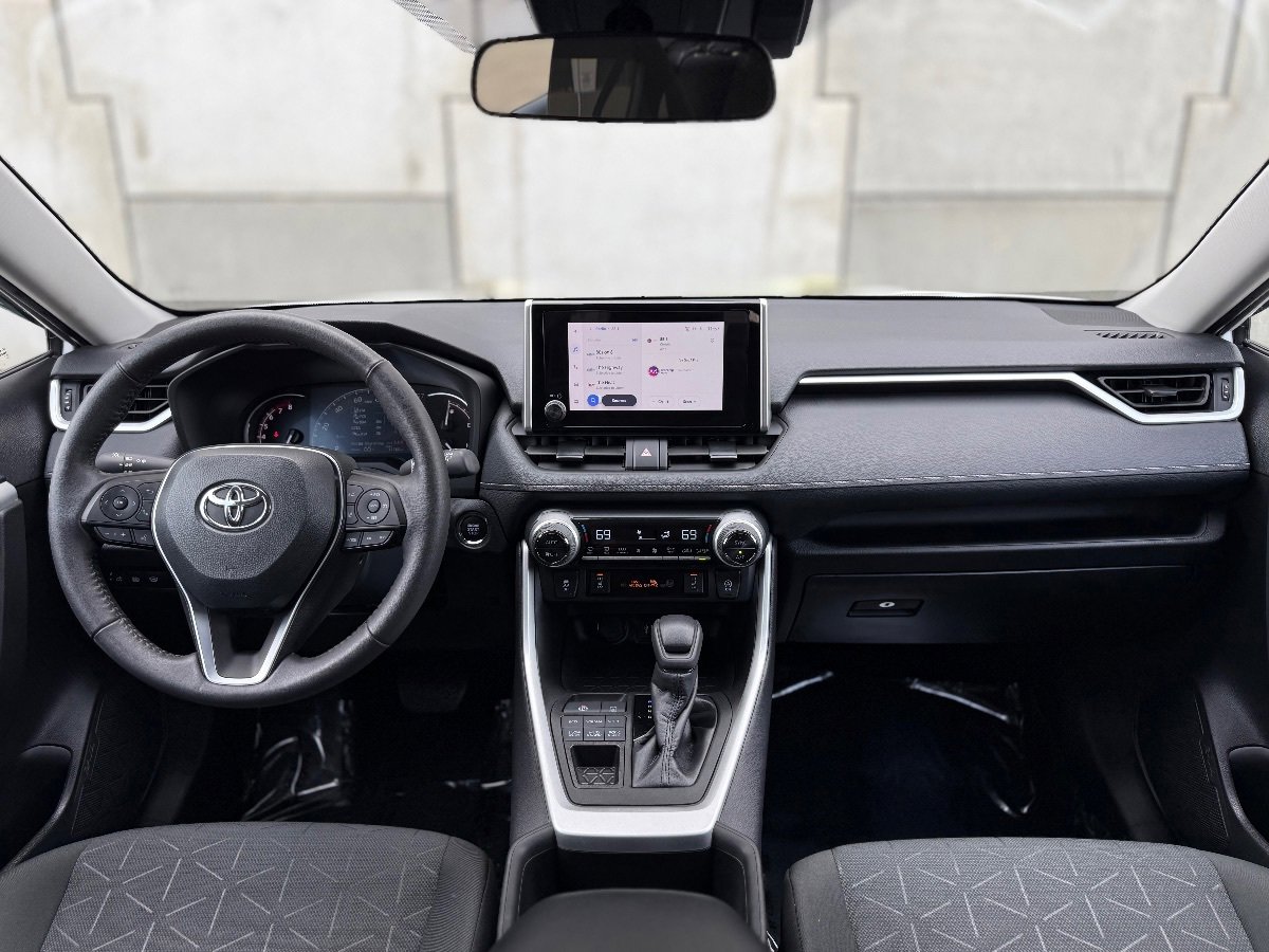 Used 2023 Toyota RAV4 XLE w/ Convenience Package AWD/4WD image 20