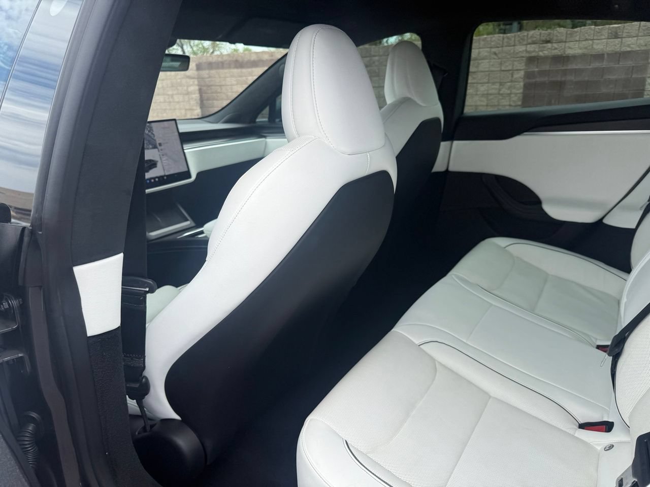 Used 2022 Tesla Model S Plaid AWD/4WD image 10
