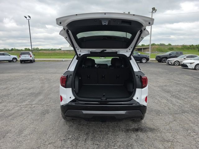New 2026 GMC Terrain AT4 AWD/4WD image 10