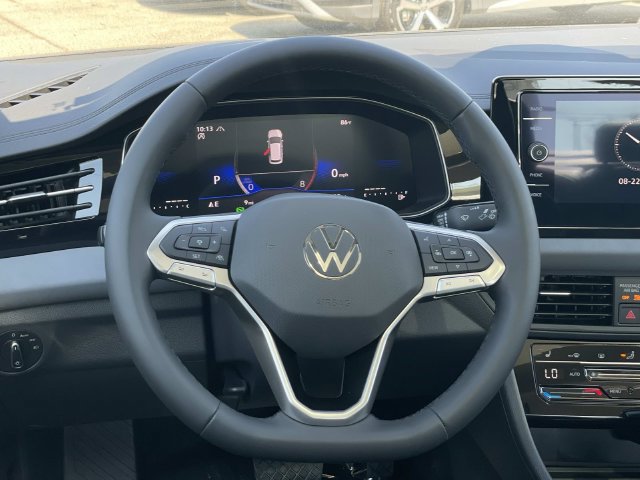 New 2026 Volkswagen Jetta SE FWD image 8