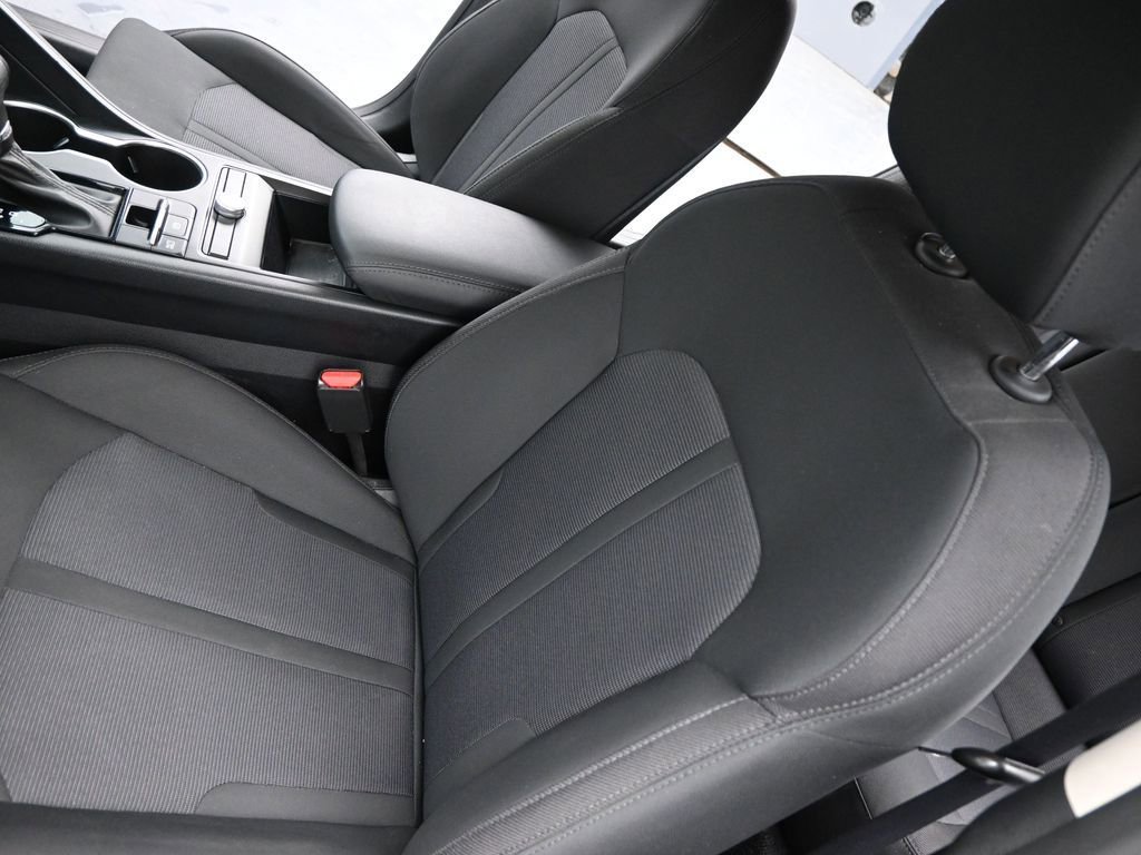 Used 2024 Kia K5 LXS image 9