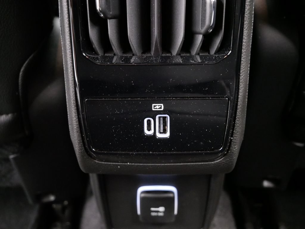 New 2026 Jeep Compass Latitude AWD/4WD image 16