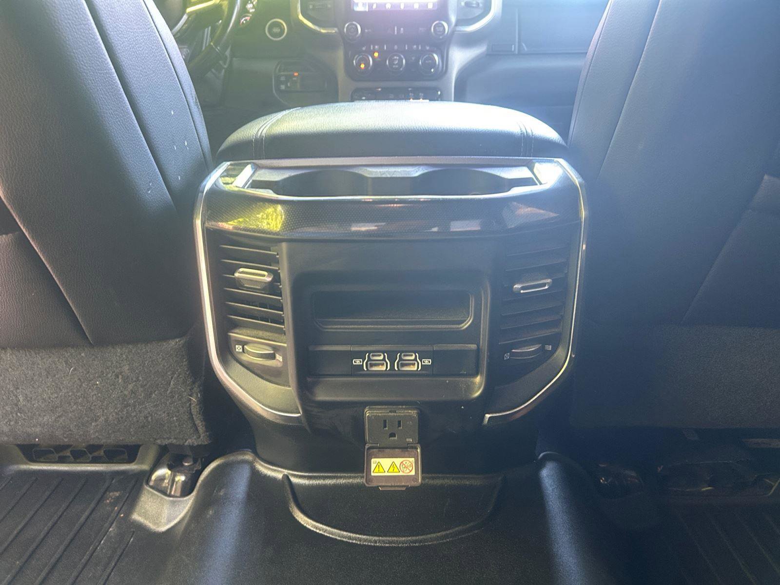 Used 2022 RAM 3500 Laramie w/ Night Edition AWD/4WD image 17