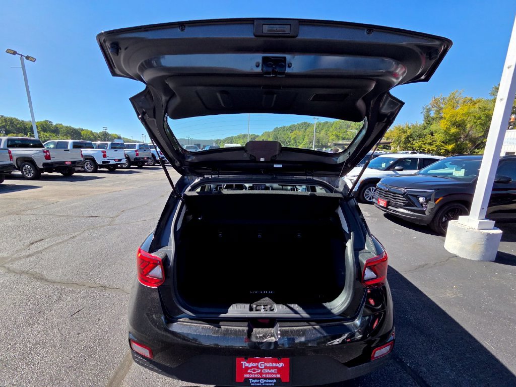 Used 2023 Hyundai Venue SEL FWD image 30
