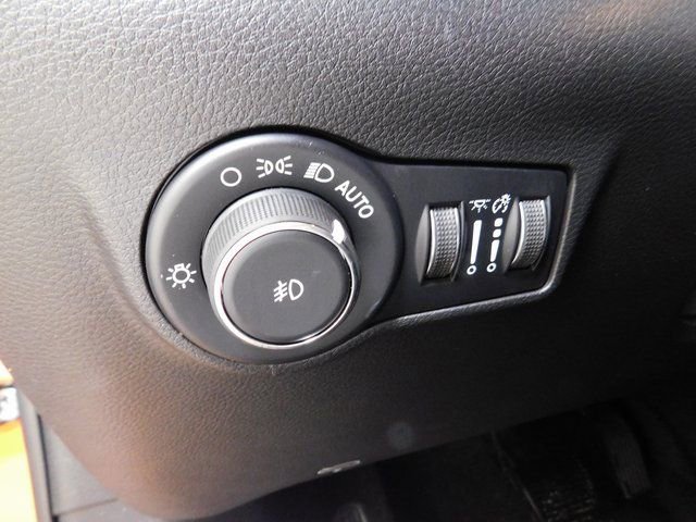 New 2026 Jeep Compass Trailhawk image 23