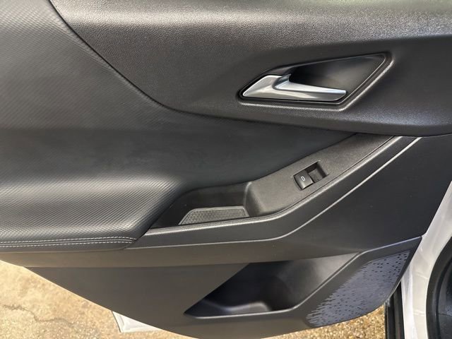 Used 2026 Chevrolet Equinox LT w/ LPO, Floor Liner Package AWD/4WD image 20