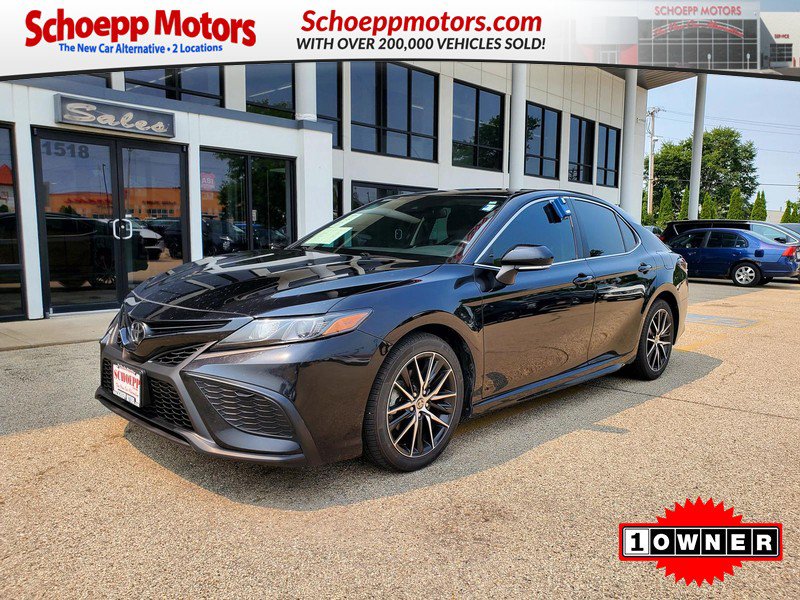 Used 2024 Toyota Camry SE