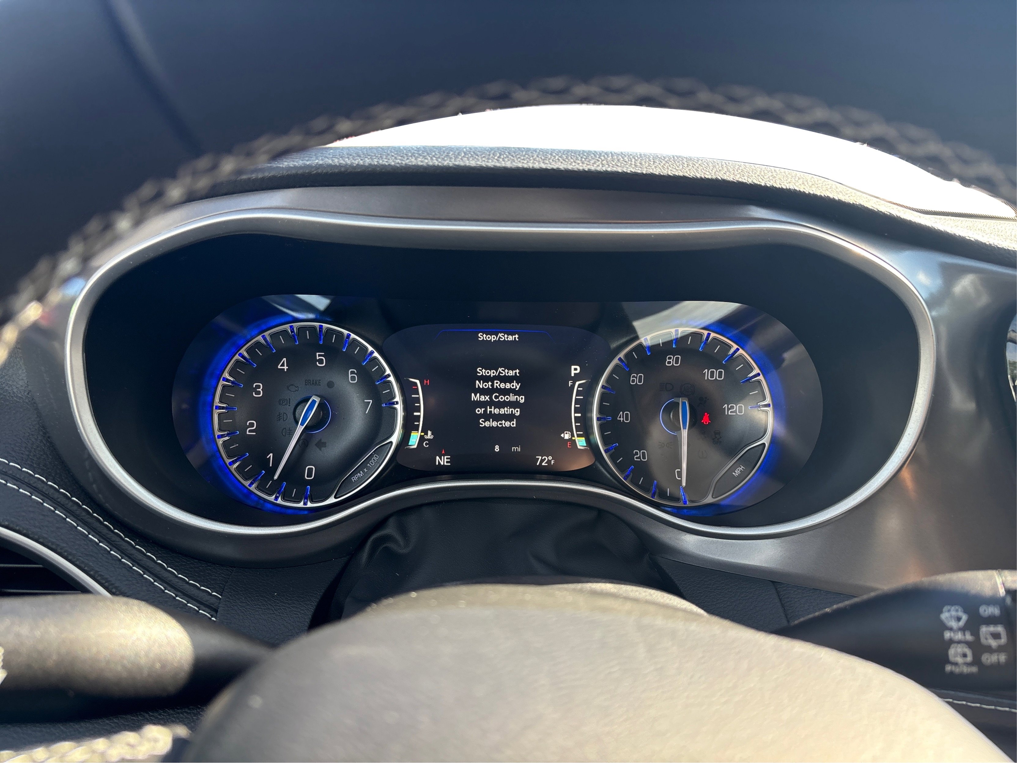 New 2026 Chrysler Pacifica Select image 13