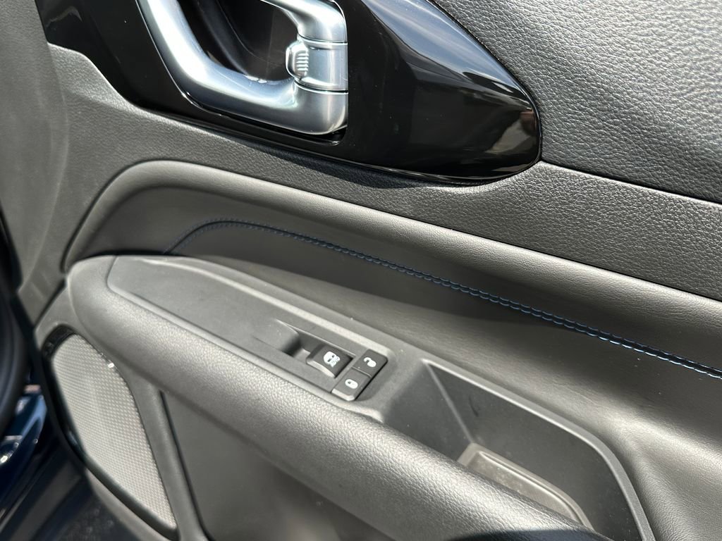 New 2026 Jeep Compass Latitude image 19