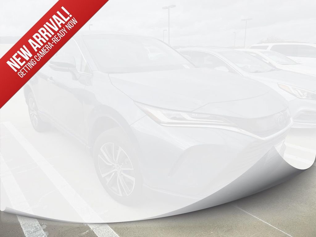 Used 2023 Toyota Venza LE AWD/4WD image 1