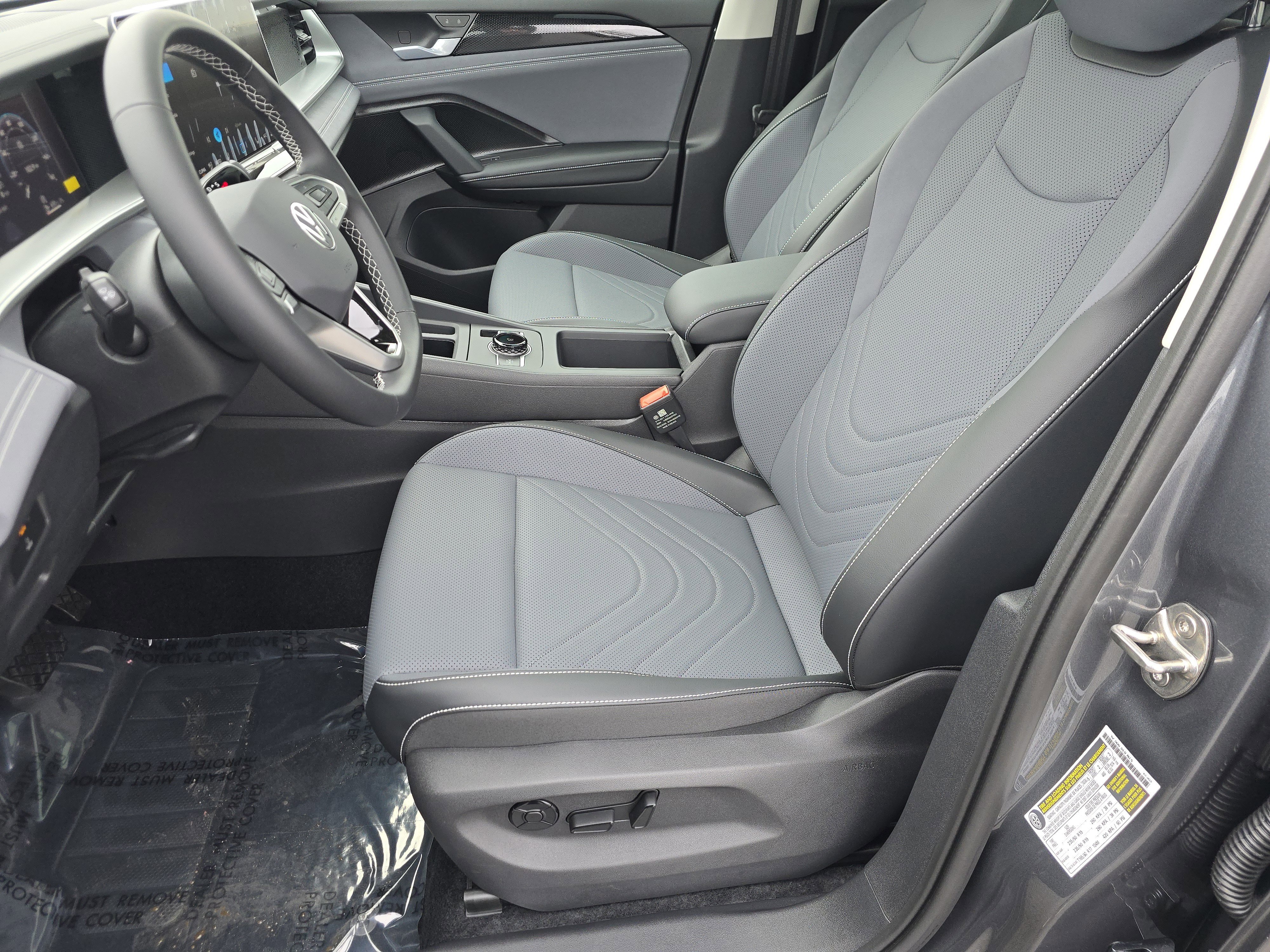 New 2026 Volkswagen Tiguan SE image 19