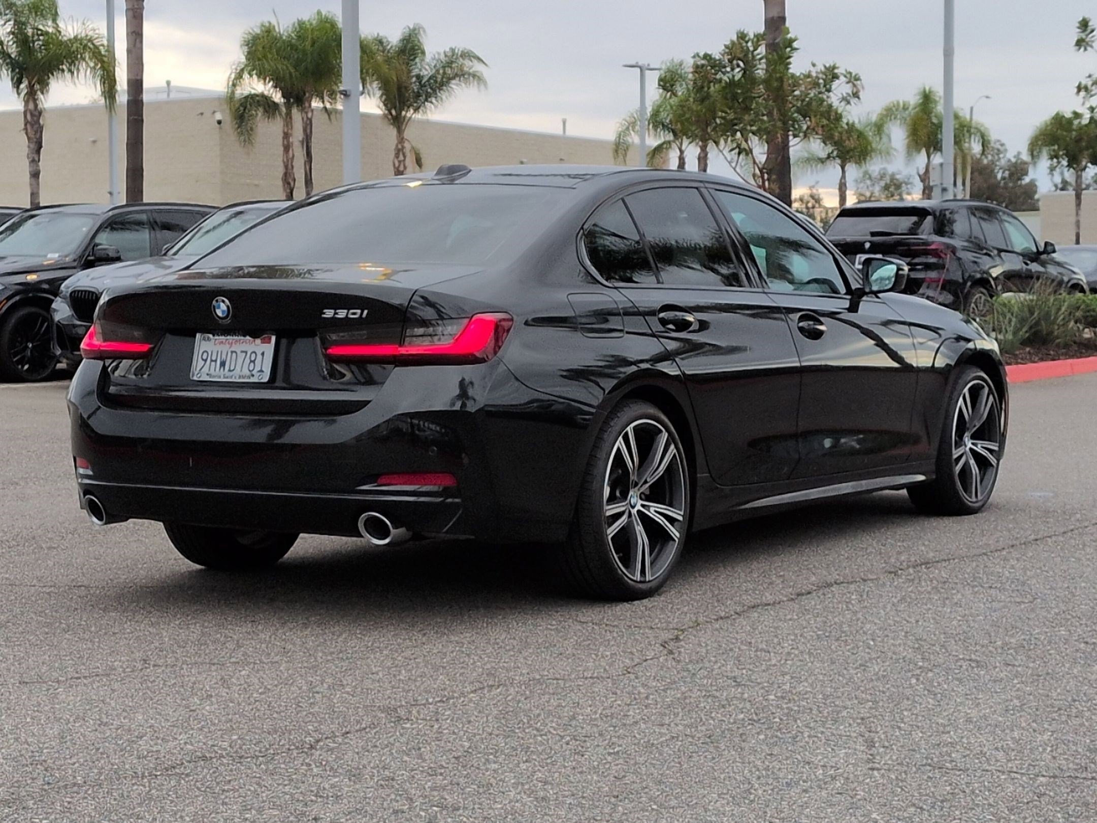 Certified 2023 BMW 330i Sedan w/ Premium Package image 10