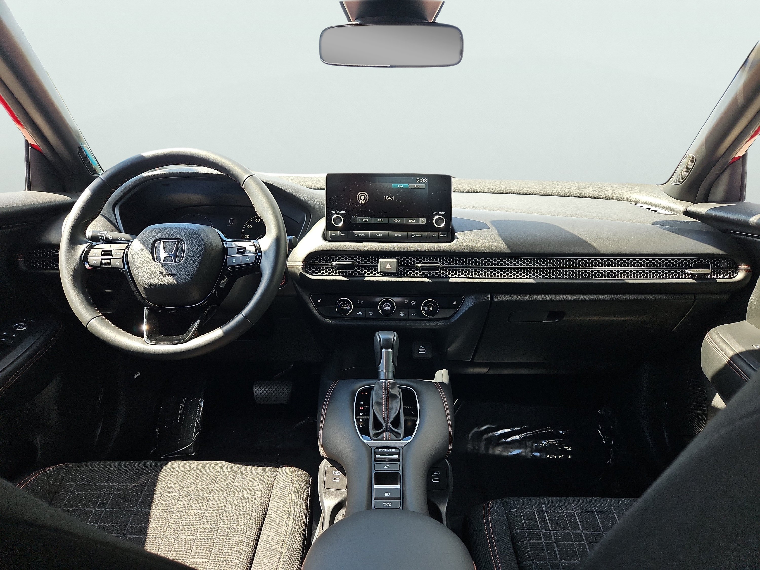 Certified 2025 Honda HR-V Sport image 3