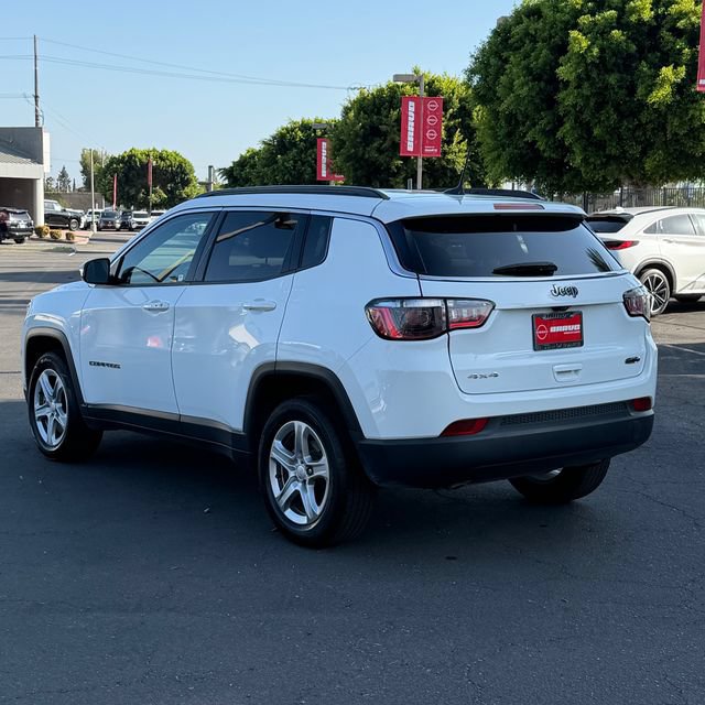 Used 2024 Jeep Compass Latitude AWD/4WD image 5