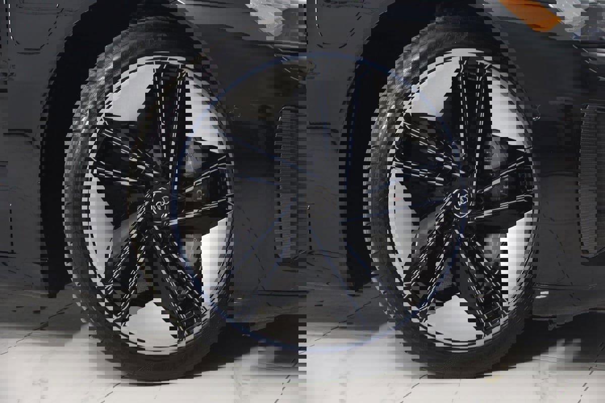 Used 2024 Audi RS e-tron GT w/ Carbon Performance Package image 21