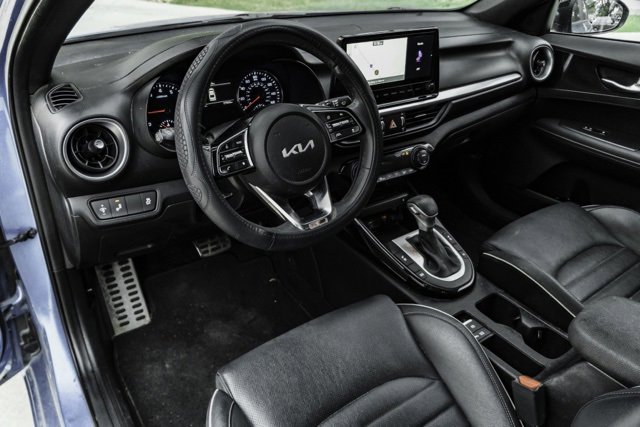 Used 2024 Kia Forte GT-Line w/ GT-Line Premium Package image 7