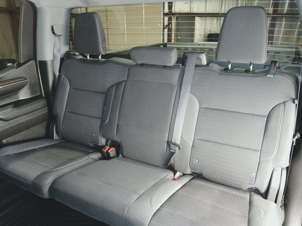Used 2023 Chevrolet Silverado 1500 LT AWD/4WD image 12