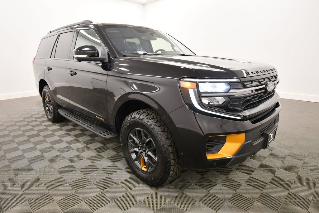 Used 2025 Ford Expedition Tremor AWD/4WD image 11