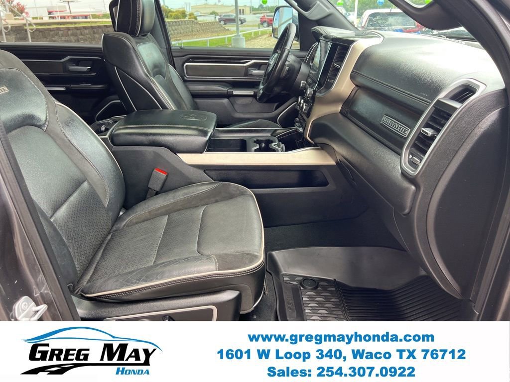 Used 2019 RAM 1500 Laramie w/ Sport Appearance Package AWD/4WD image 12