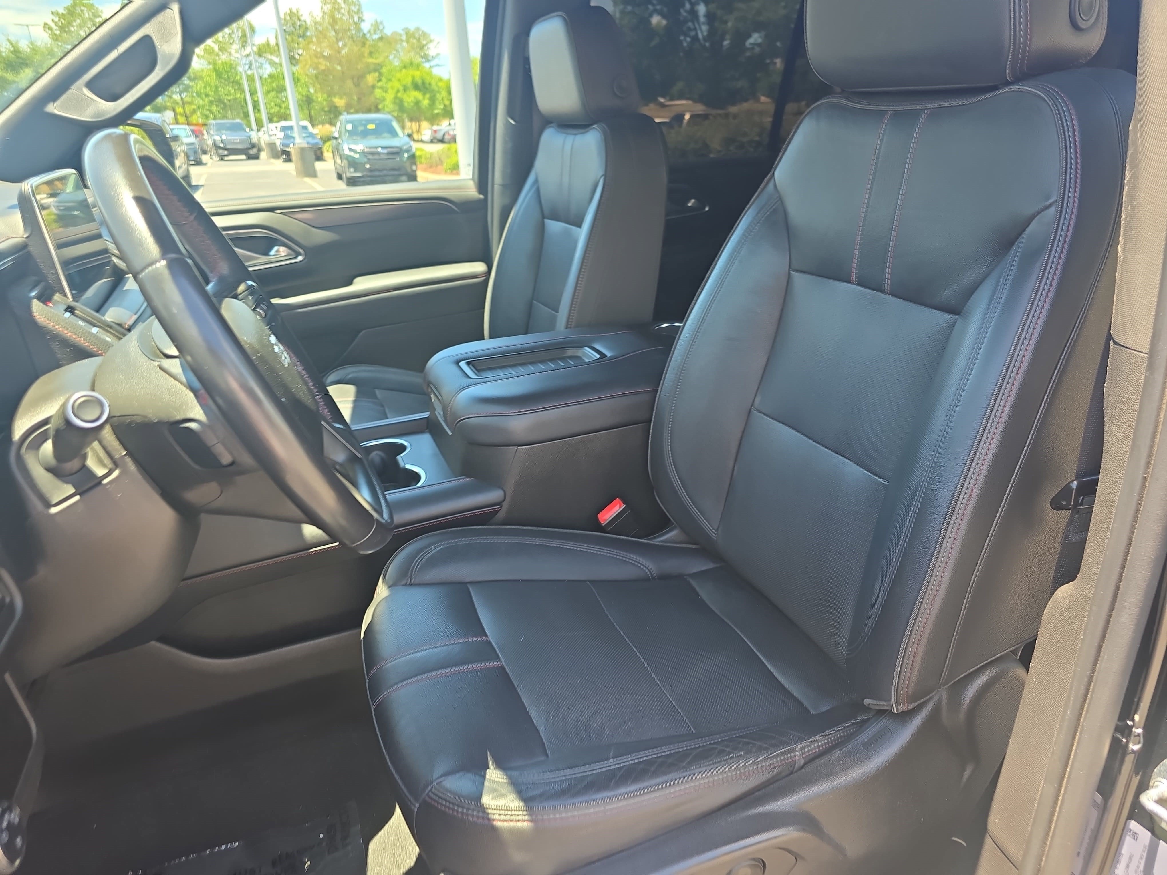 Used 2021 Chevrolet Tahoe RST AWD/4WD image 17