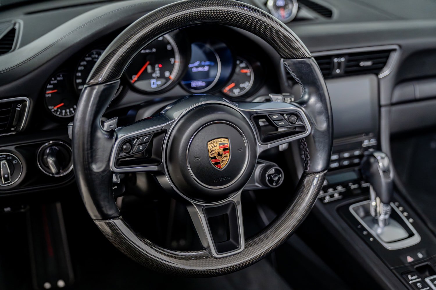 Used 2017 Porsche 911 Turbo S AWD/4WD image 30