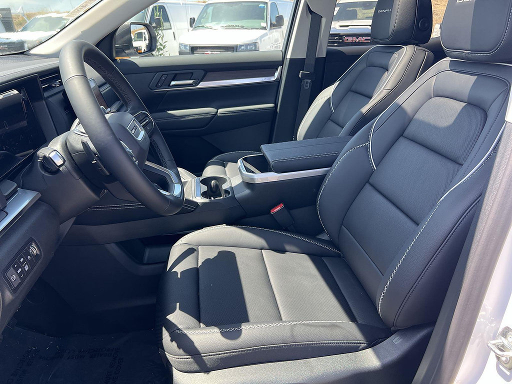 New 2027 GMC Terrain Denali w/ LPO, Black Badging Package AWD/4WD image 22